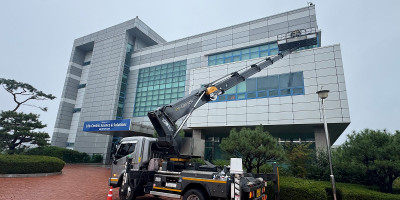 [안성 유리창청소] 동성화인텍 사옥 - 대규모 외벽 및 내부 유리 정밀 복원 세척 후기